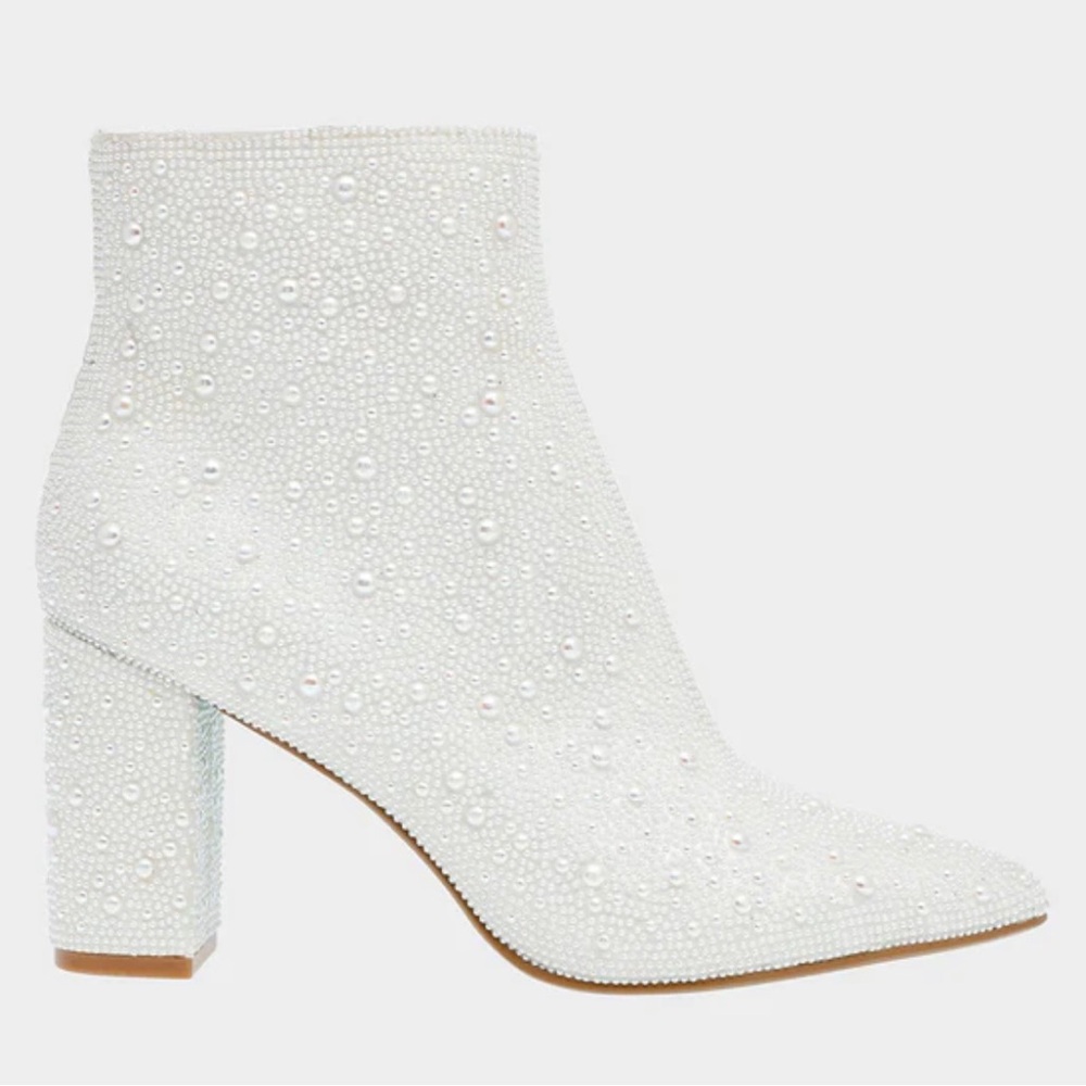 Brand new in box Betsey Johnson Cady Ivory Bootie!